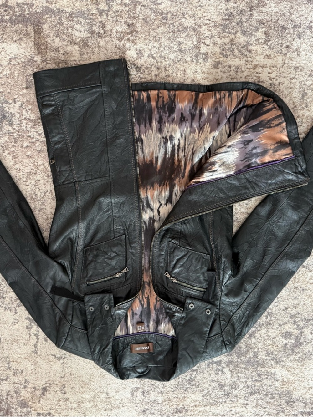 Danier Black Leather Jacket XS Fitted Moto Zip Soft Leather - Picture 3 of 5